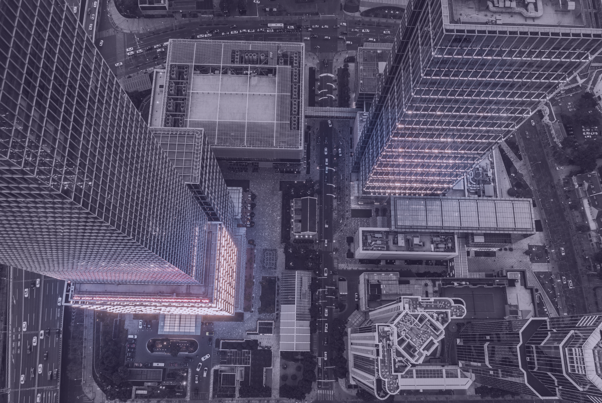 都市部の建物群を俯瞰した写真